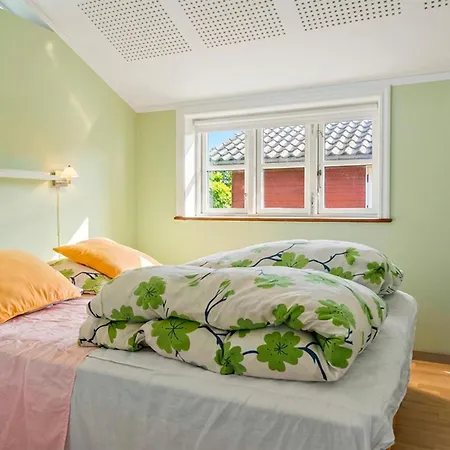 Cozy In Spottrup With Wifi