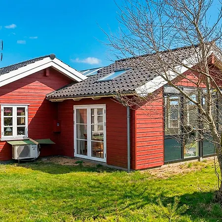 Holiday home Beautiful Home In Spottrup *