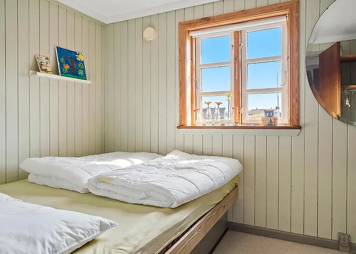 Дом отдыха Cozy In Spottrup With Wifi